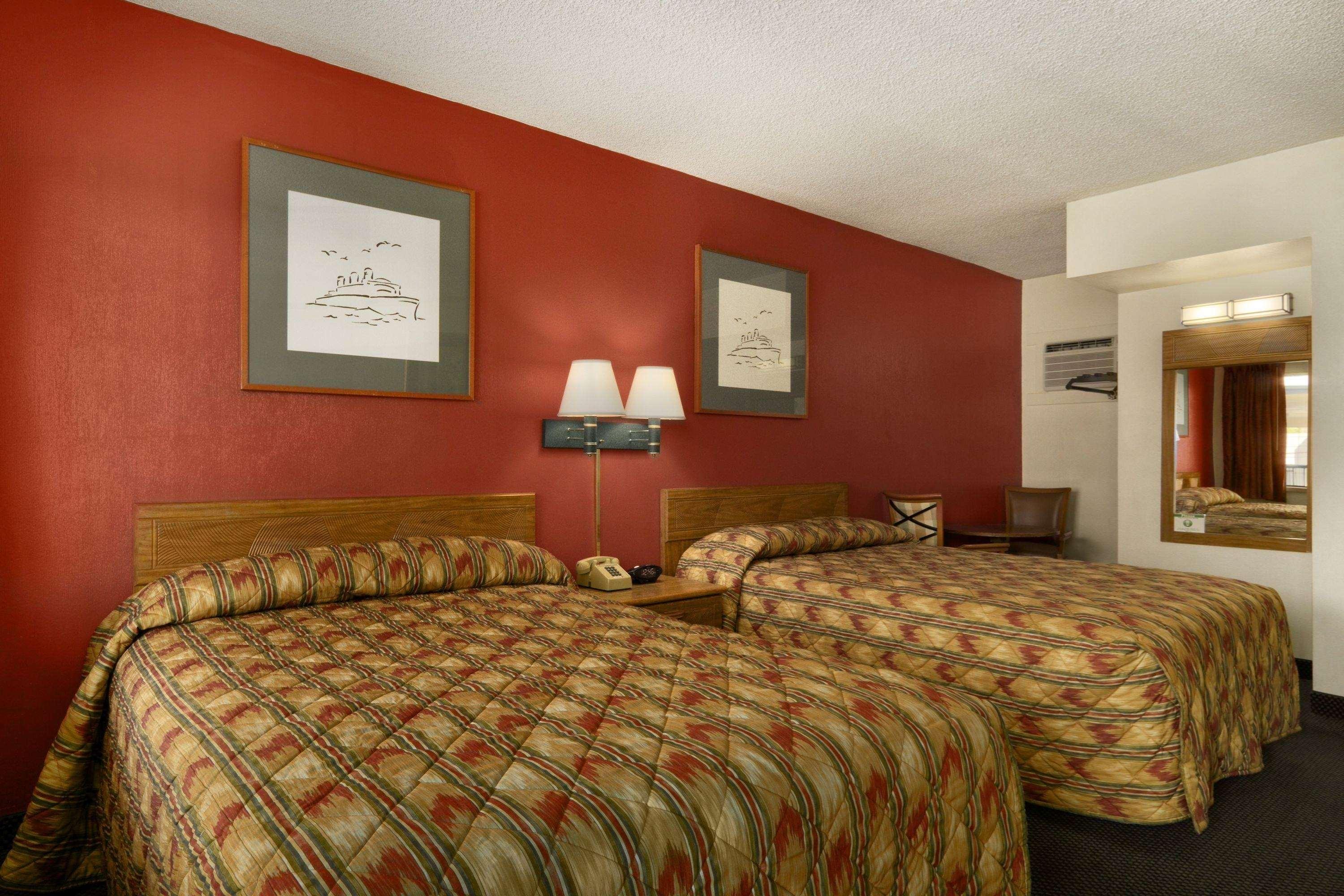 Howard Johnson By Wyndham Flagstaff University West Bagian luar foto