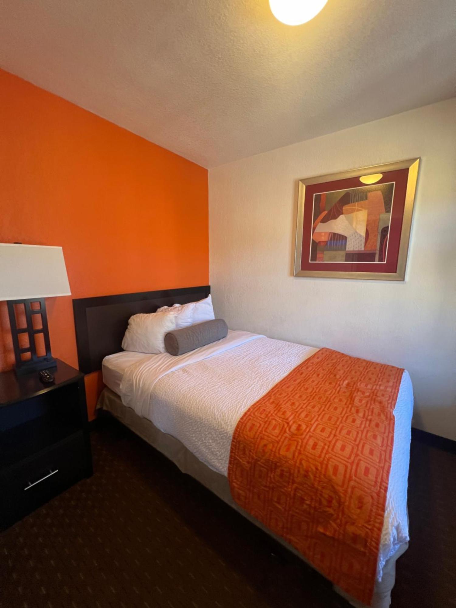 Howard Johnson By Wyndham Flagstaff University West Bagian luar foto