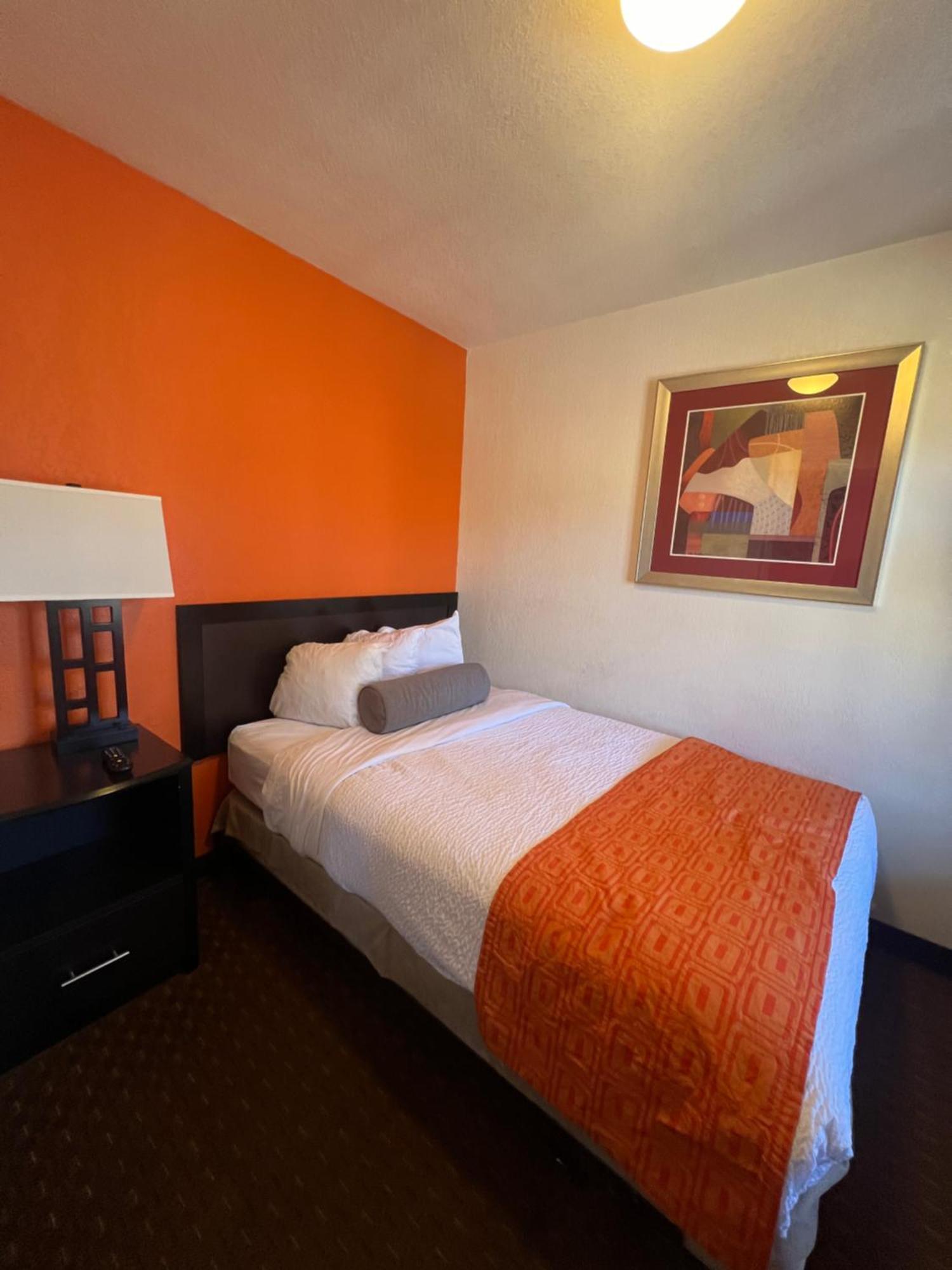 Howard Johnson By Wyndham Flagstaff University West Bagian luar foto