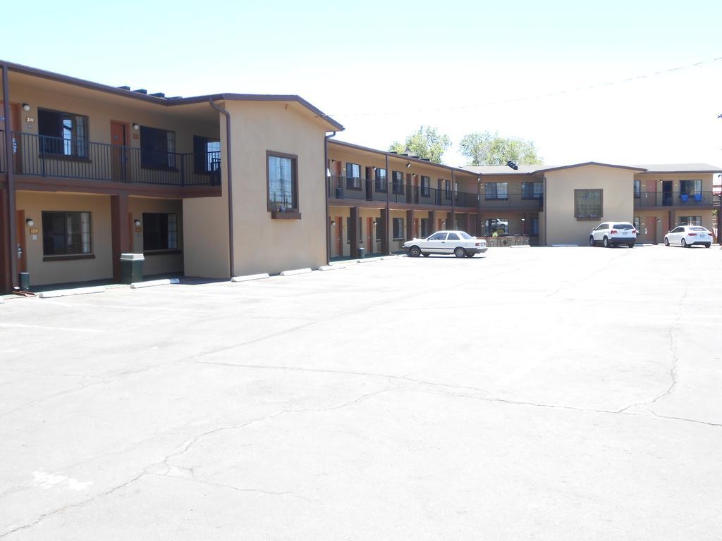Howard Johnson By Wyndham Flagstaff University West Bagian luar foto