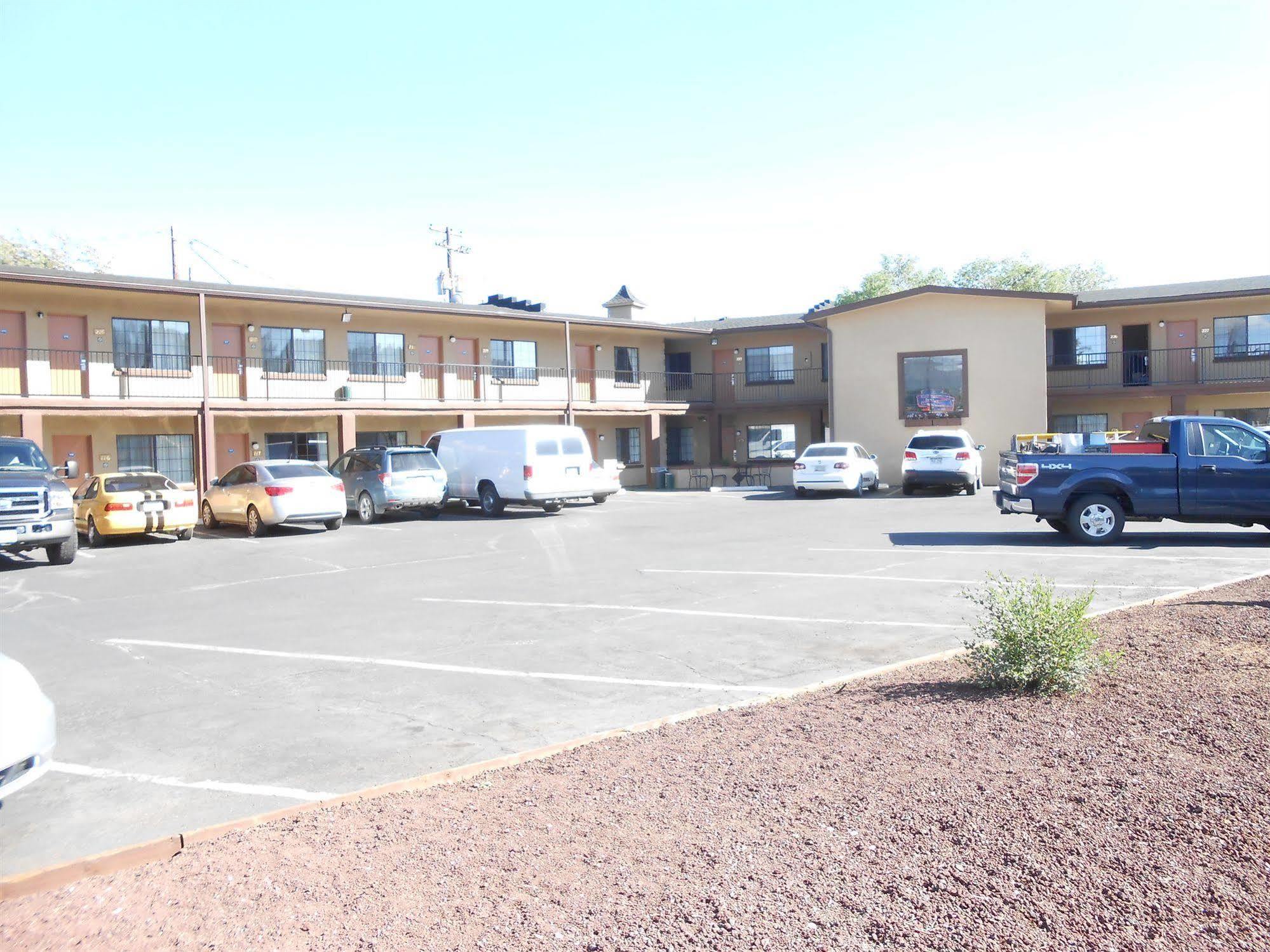 Howard Johnson By Wyndham Flagstaff University West Bagian luar foto